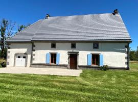 Domaine des Hiboux, Hotel in Chastreix