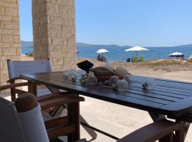 Evi's House, hotel em Candia