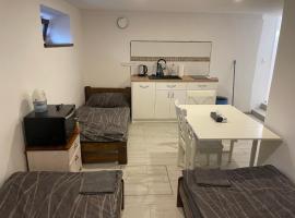 Apartmán nad Bazilikou 2, Ferienwohnung in Třebíč