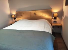 Le Saint Michel, hotel v destinaci Rochefort