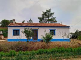 Charme Rústico, дом для отпуска в городе Алжезур
