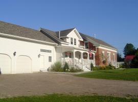 Dodds Brick House Bed & Breakfast, hotel with parking in North Hero