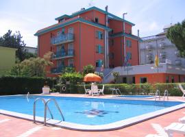 Hotel Altinate, hotel en Piazza Milano, Lido di Jesolo