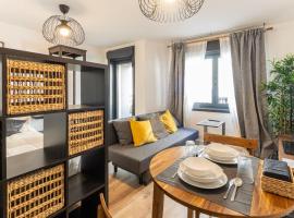 Maior 5 Apartamentos, cheap hotel in Verín