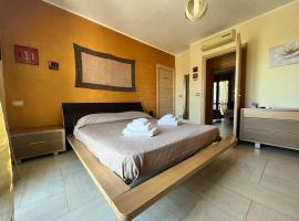 Villa Pan 2 camere e bagno con vasca idromassaggio, holiday rental in Taranto