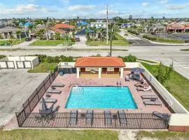Luxury Oasis - Fresh impovements, Pool & Patio