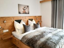 Hornblick Suite *NEW* Stylish 1BR + Netflix, hotel con parcheggio a Kirchdorf in Tirol