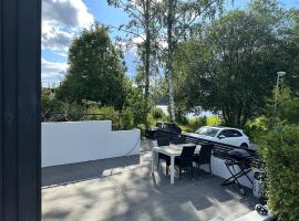 Studio house with sea view in Stockholm, holiday rental sa Tyresö