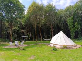 tente nature, kamp sa luksuznim šatorima u gradu Plouray