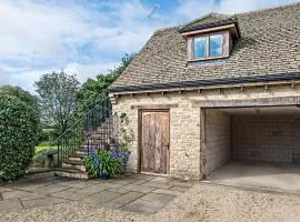 Exquisite Coach House Near Silverstone & Stowe