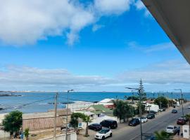 Appartement en bord de mer, hotel met zwembaden in Pont Blondin