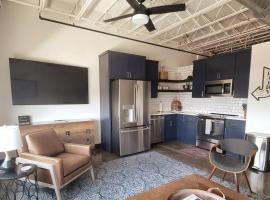 Silo View - heart of downtown, apartment in Waco