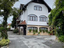 Villa Repić, apartman Szalatnokon