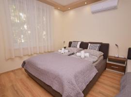 Kinder Apartman, acomoda&ccedil;&atilde;o com onsen em Mak&oacute;