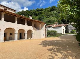 Agriturismo Il Bosco Camere, hotel amb aparcament a Vittorio Veneto