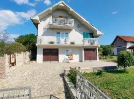 Domaćinsvo Stević - Sekurič