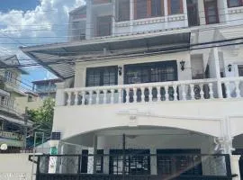Sathon輕軌附近市中心5房獨棟全明屋各大景點附近