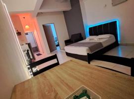LED Homestay, hotel s parkiralištem u gradu 'Shah Alam'
