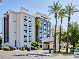 SpringHill Suites Phoenix Downtown، فندق في فينكس