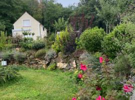 Magnifique maison située à 14 km de la Tour Eiffel, hotel em Igny
