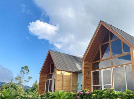 Godieng Cabin 2, camping en Dieng