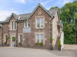 The Woodside Apartments, hotel a Doune