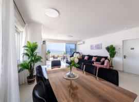 Desert and Sea-penthouse Full Sea view โรงแรมราคาถูกในเอลัต