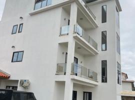 Hotel Kenito Apartamentos T1 To T3, διαμέρισμα στο Σάο Τομέ