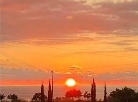 Sunset Boutique Guest House, penzion v destinaci Paphos City