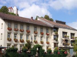 Gasthof Hotel zur Post, hótel í Egloffstein