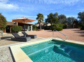 Casa con piscina en bonito entorno Mia, hotel v destinaci Costitx