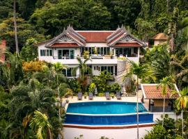 Kinnaree Grand Villa - pool, panoramic views, maid、カマラビーチの格安ホテル