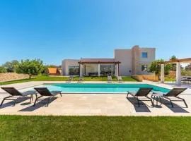 Domina 55 by Perle di Puglia