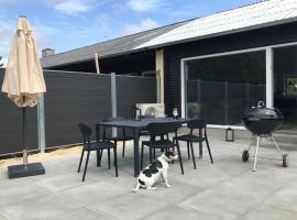 Apartment Esger - all inclusive - 900m from the sea by Interhome, hotel din Blåvand