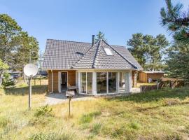 Holiday Home Laila - 1-2km from the sea in Western Jutland by Interhome, cottage in Vejers Strand