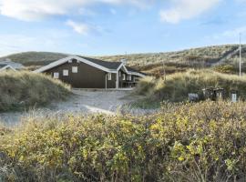 Holiday Home Flepko - 50m from the sea in Western Jutland by Interhome, seoska kuća u gradu Hvide Sande