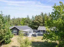 Holiday Home Aneline - 700m from the sea in NW Jutland by Interhome