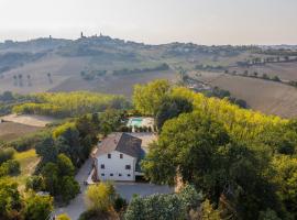 Country House Le Marche, hotell med parkering i Monte San Pietrangeli