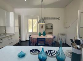 Holiday Home Casa Nel Blu by Interhome, hotell med parkering i Porto Maurizio