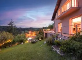 3 Bed Villa-Sleeps 8-Private pool-Mountain Views