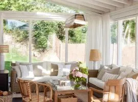 Wishome - Cuadra rehabilitada, piscina climatizada, Comillas