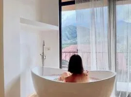 Sunny guesthouse