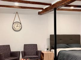 Stone House Central Belgrade Studio