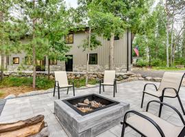 Newly Built West Branch Retreat with Private Patio!, hotel in West Branch