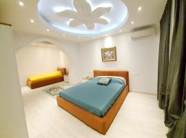 Magnolia Luxury Penthouse, hotel en Berat