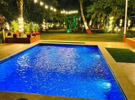 Stay On The Way Resort Mandwa Alibag、アリバグのホテル