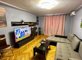 Apartament spatios aproape de Mures, alquiler vacacional en Ocna Mureş