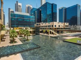 DoubleTree by Hilton Dubai - Business Bay, מלון ליד מגדל בורג' אל ערב, דובאי