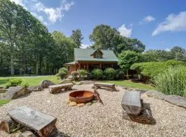 Family-Friendly Banner Elk Home Deck and Fire Pit!