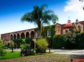 Hacienda El Carmen Hotel & Spa, hotel with parking in Portes Gil